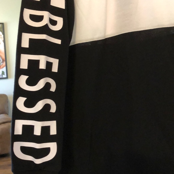 Blessed jacket - Picture 3 of 3